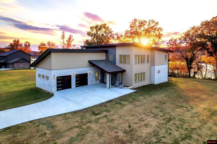 Property Photo: 5 Sowbug Circle AR 72626