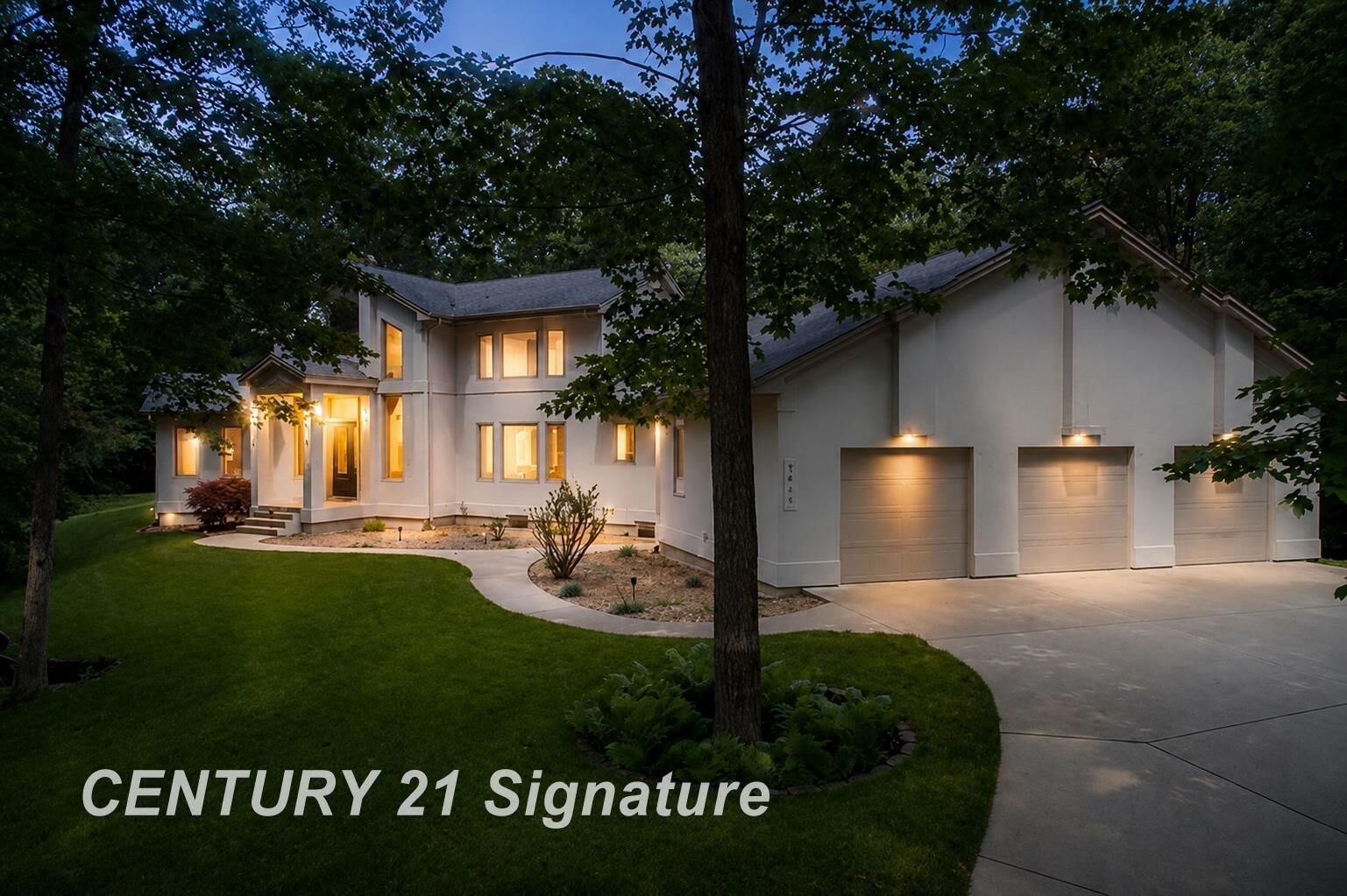Property Photo:  2627 N Odyssey Lane  MI 48642 