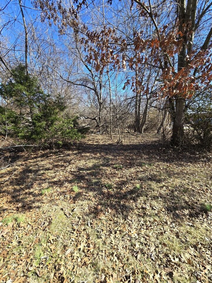 Property Photo:  00 Giant City Road S  IL 62902 