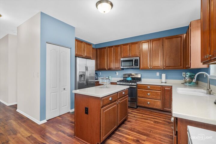 Property Photo:  4700 Laughton Avenue  IL 60543 