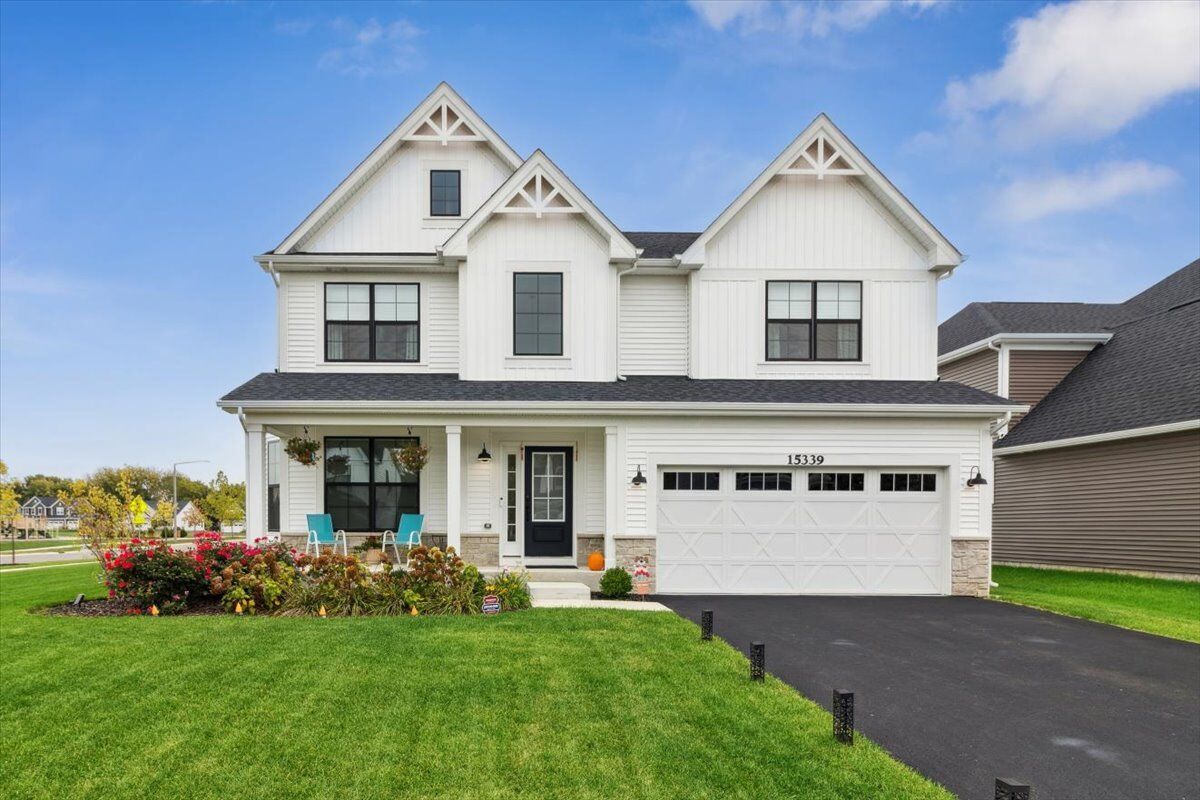 Property Photo:  15339 S Sawgrass Circle  IL 60544 