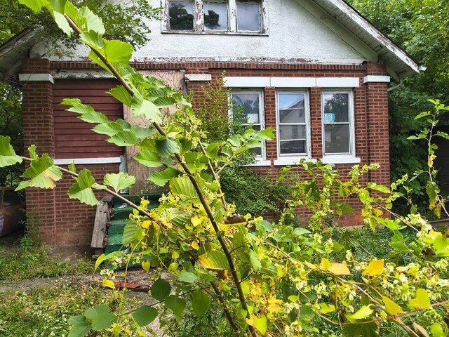 Property Photo: 15727 Turlington Avenue IL 60426