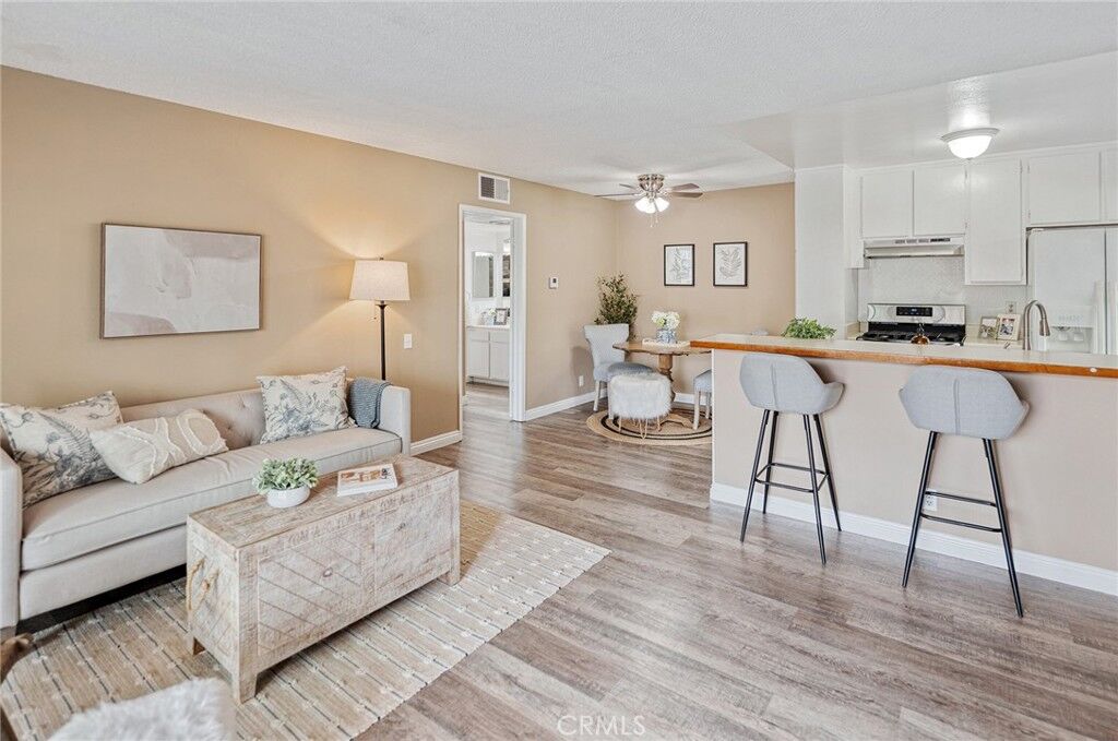 Property Photo:  2845 S Fairview  CA 92704 