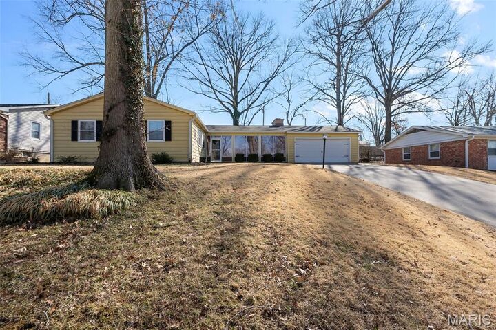 Property Photo: 1516 E Riverside Drive MO 63701