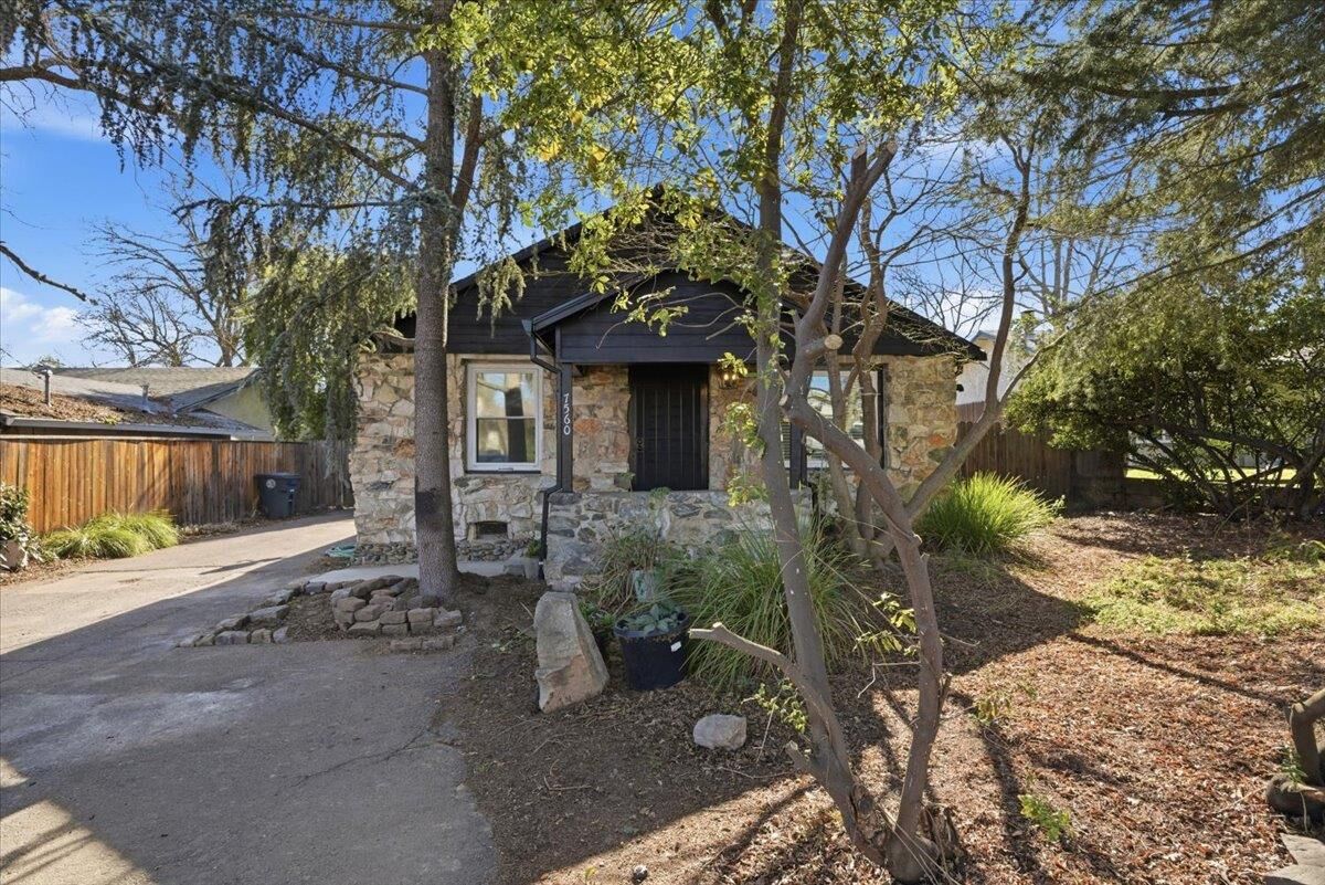 Property Photo:  7560 Baird Way  CA 95610 