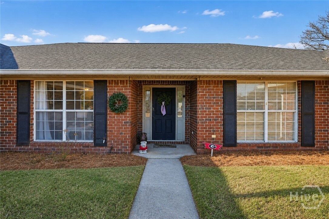 Property Photo:  103 Kensington Circle  GA 31312 