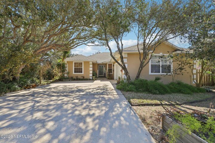 Property Photo:  303 Fourteenth Street  FL 32084 