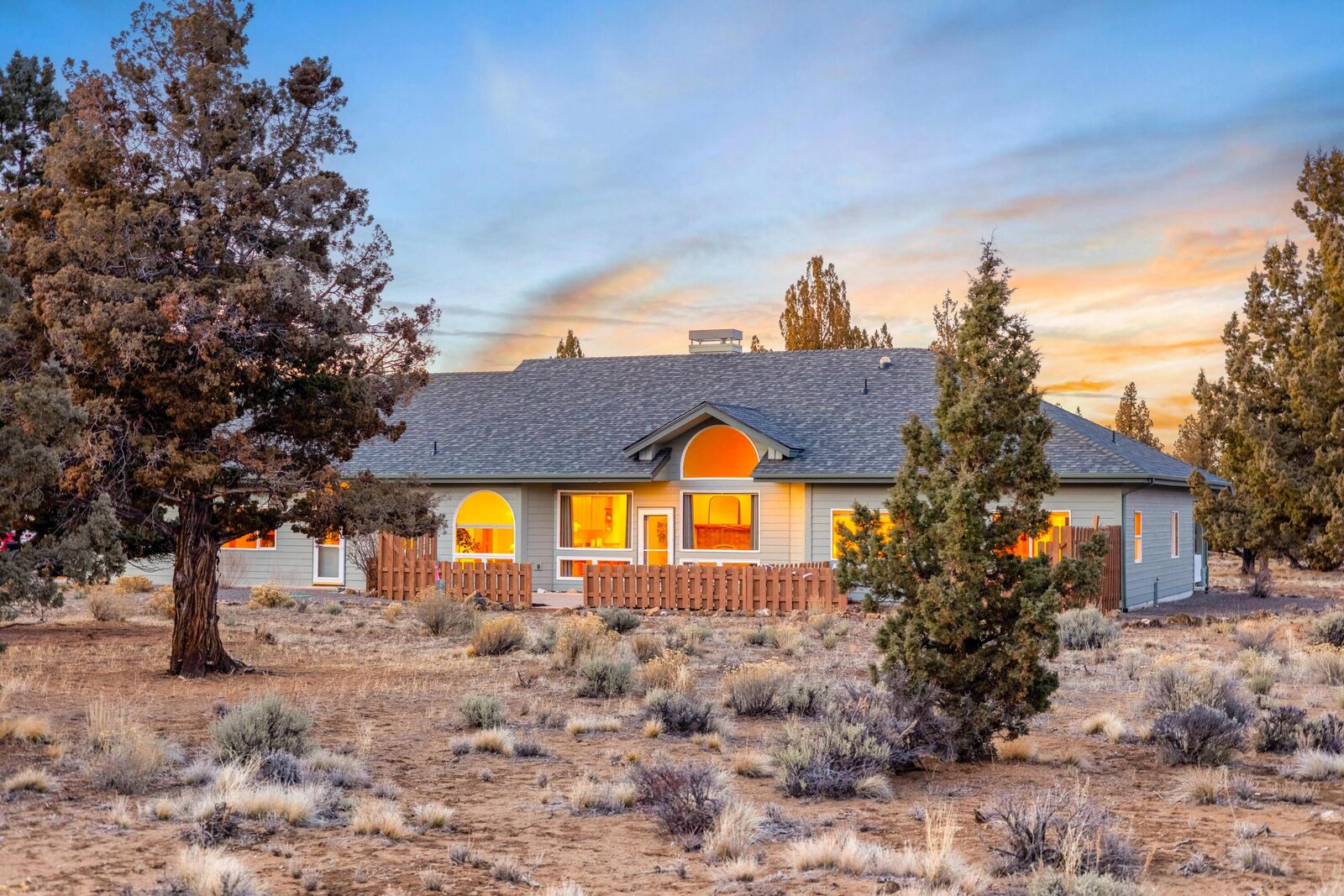 Property Photo: 23445 Butterfield Trail OR 97702