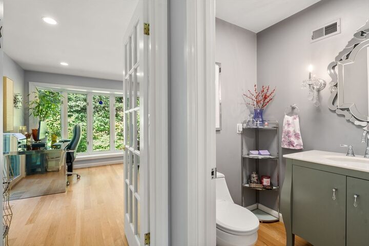 Property Photo:  16 Coltsway 16  MA 01778 