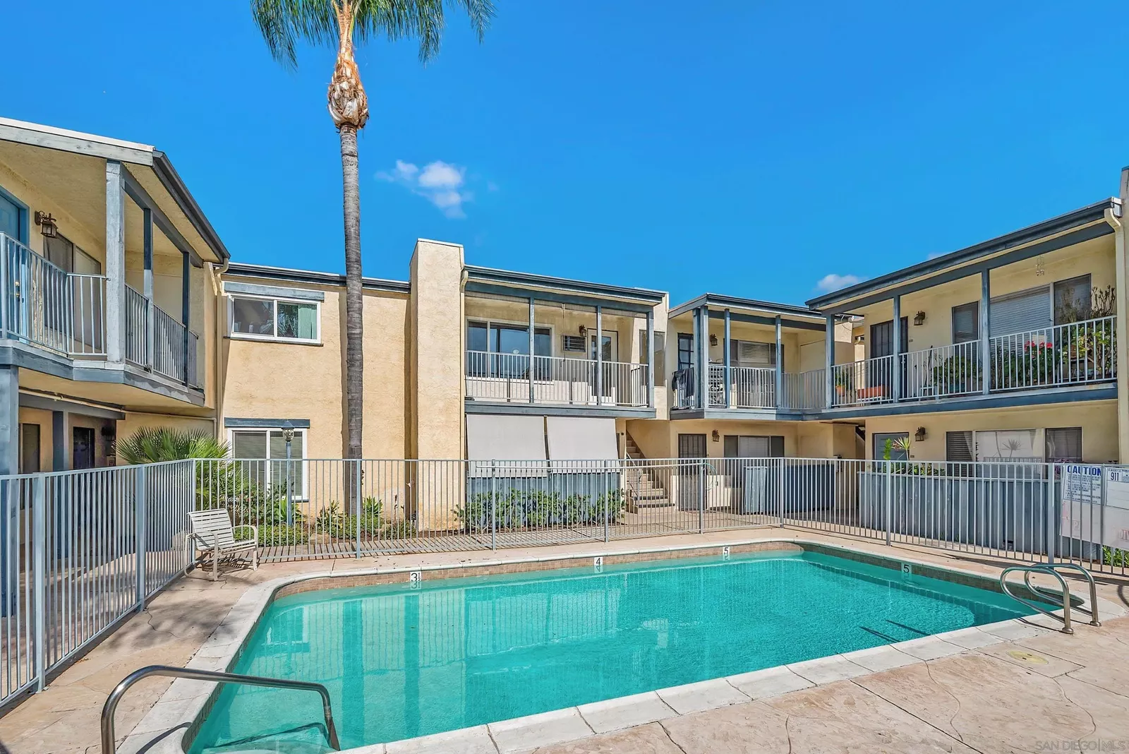 Property Photo:  732 E Lexington 19  CA 92020 