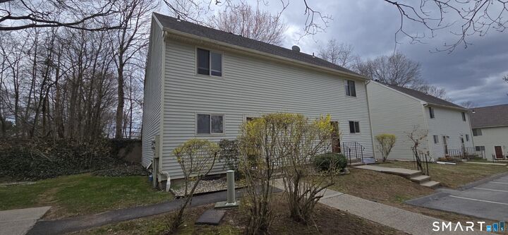 Property Photo:  28 Larkspur Drive 28  CT 06416 