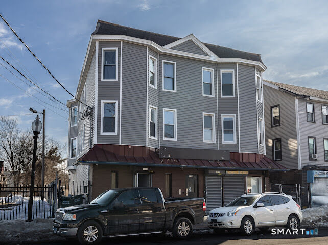 Property Photo: 1322 Stratford Avenue CT 06607