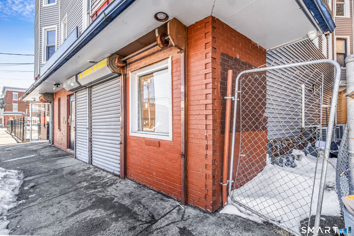 Property Photo: 1322 Stratford Avenue CT 06607