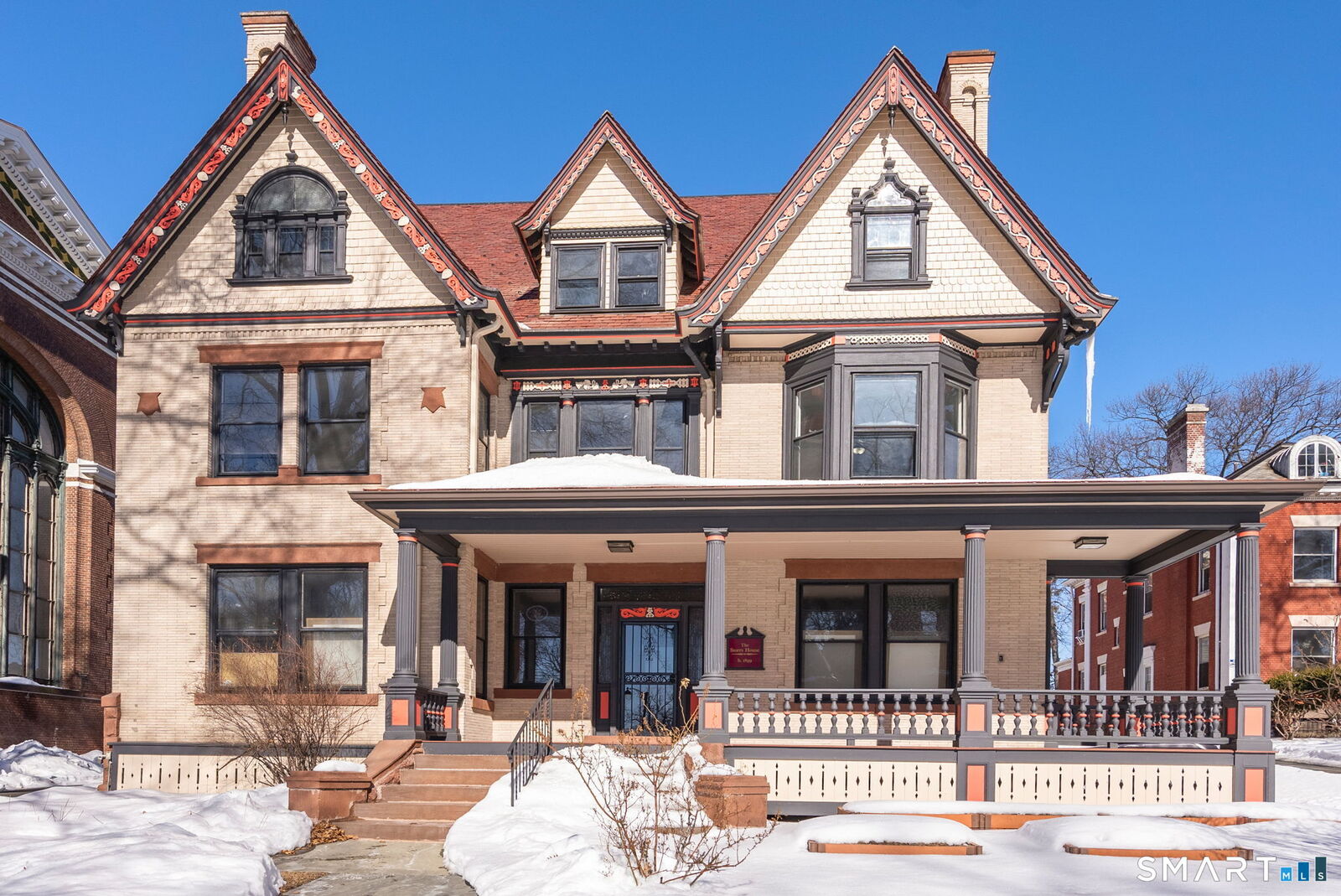 Property Photo: 360 Farmington Avenue 10 CT 06105