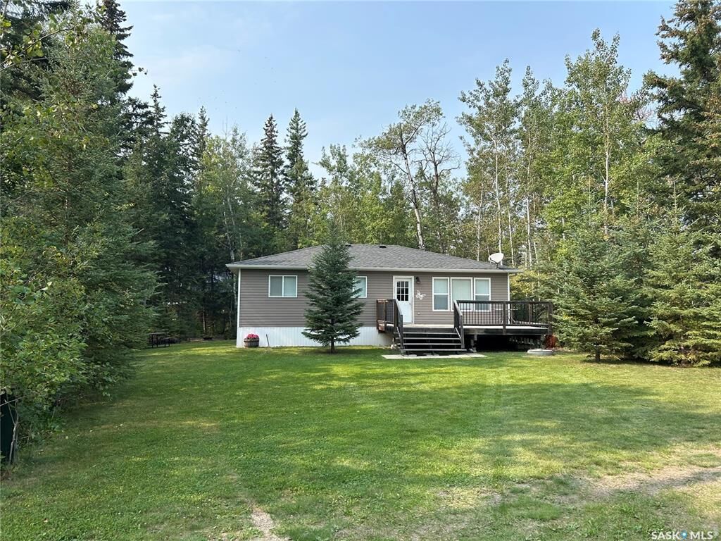Property Photo:  1032 Aspen Cove Crescent  SK S0M 1J0 