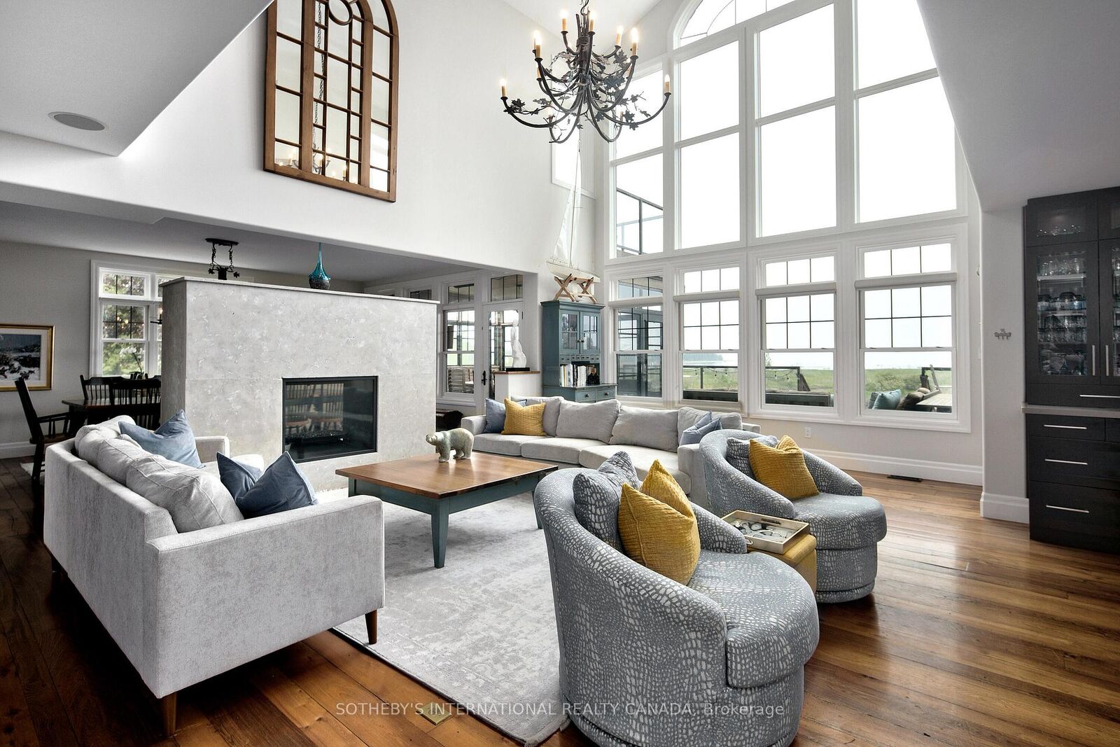 Property Photo: 156 Bartlett Boulevard ON L9Y 5C9