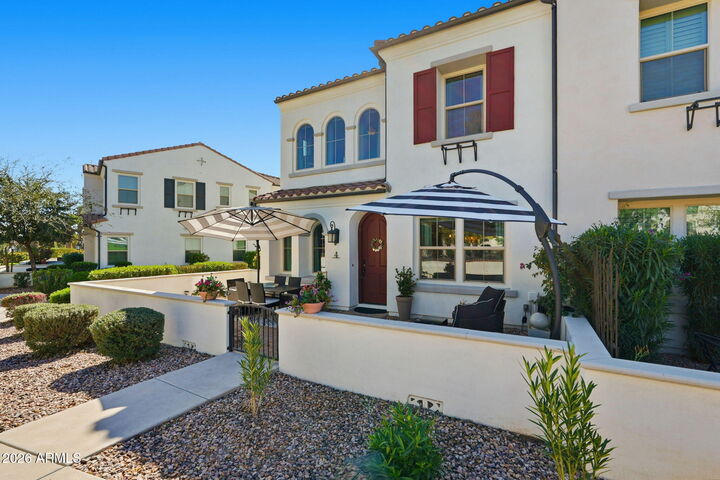 Property Photo: 2477 W Market Place 4 AZ 85248