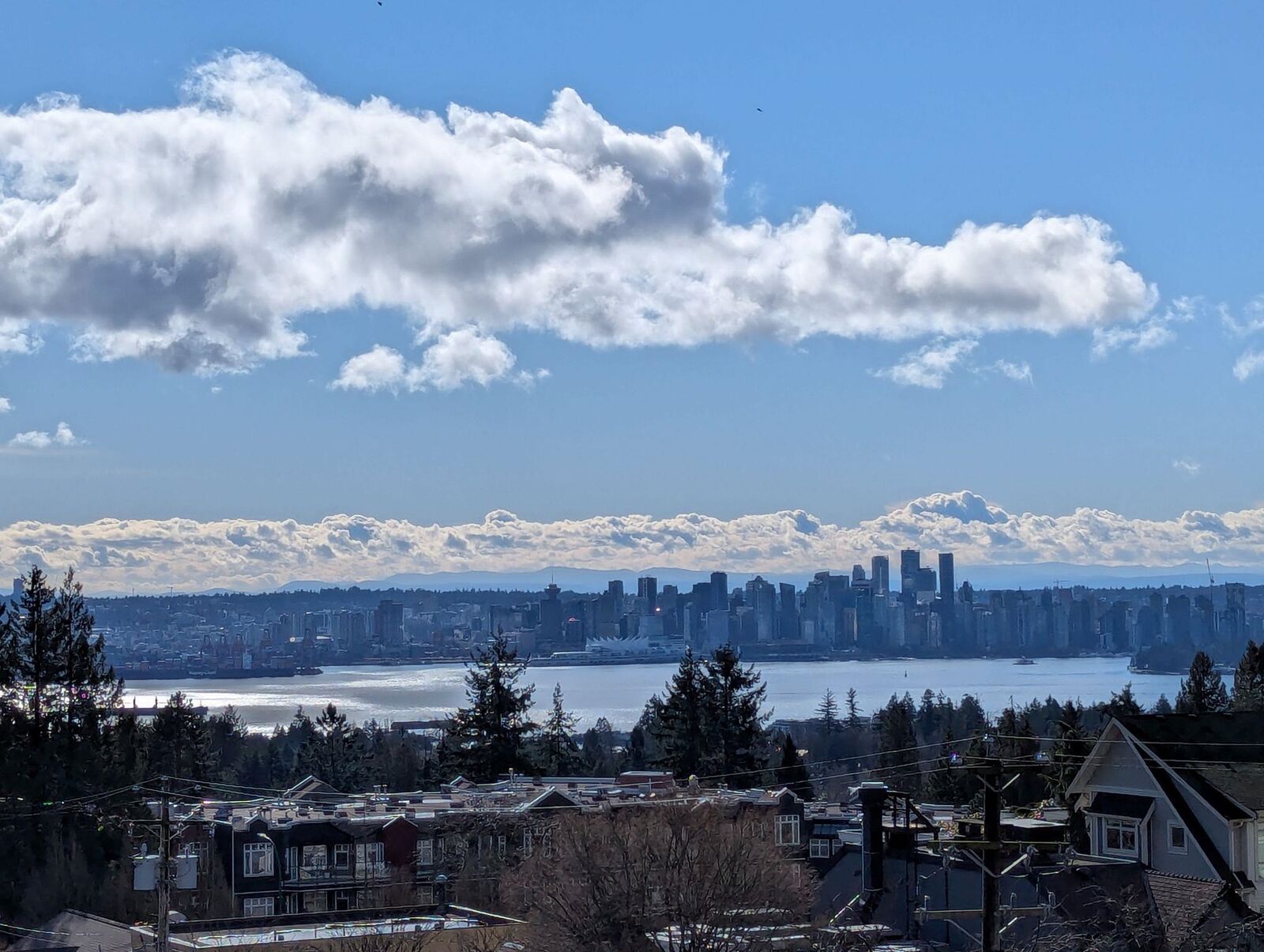 Property Photo:  3080 Lonsdale Avenue 318  BC V7N 3J5 