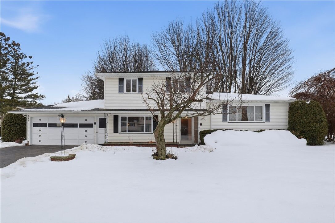 Property Photo:  190 Kennedy Circle  NY 14609 