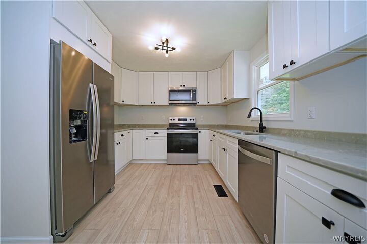 Property Photo:  3394 Gunzen Drive  NY 13045 