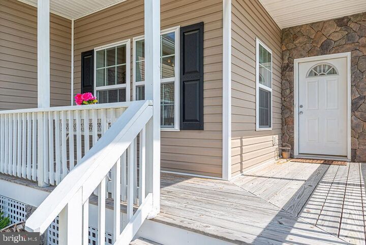 Property Photo: 502 Tidewater Cv MD 21811