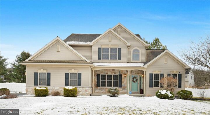 Property Photo:  5238 Elizabethtown Rd  PA 17078 