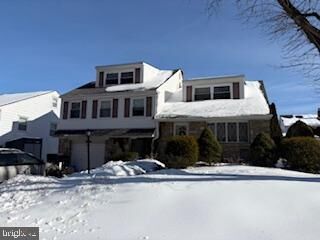 Property Photo: 2817 Winchester Avenue PA 19136