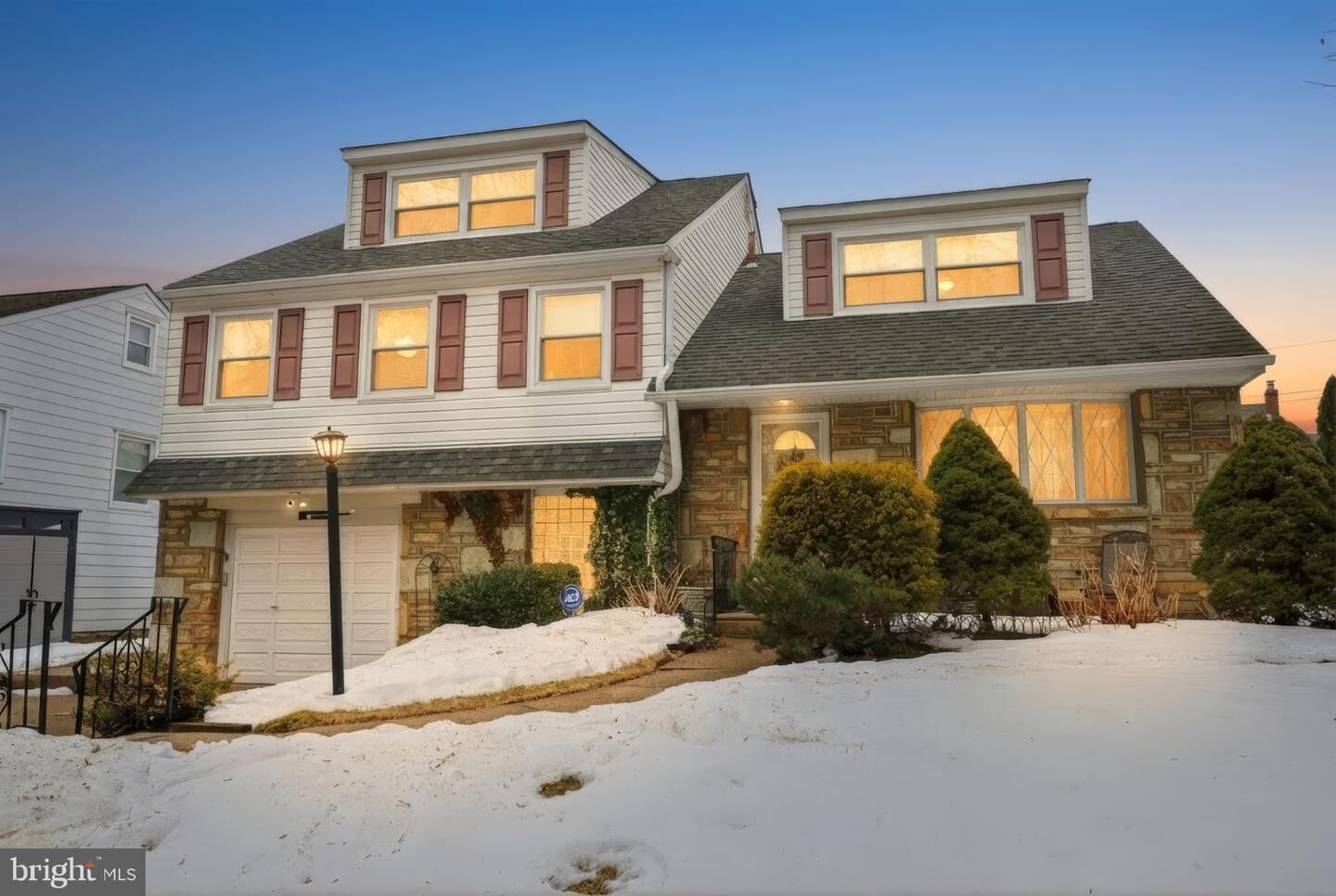 Property Photo: 2817 Winchester Avenue PA 19136