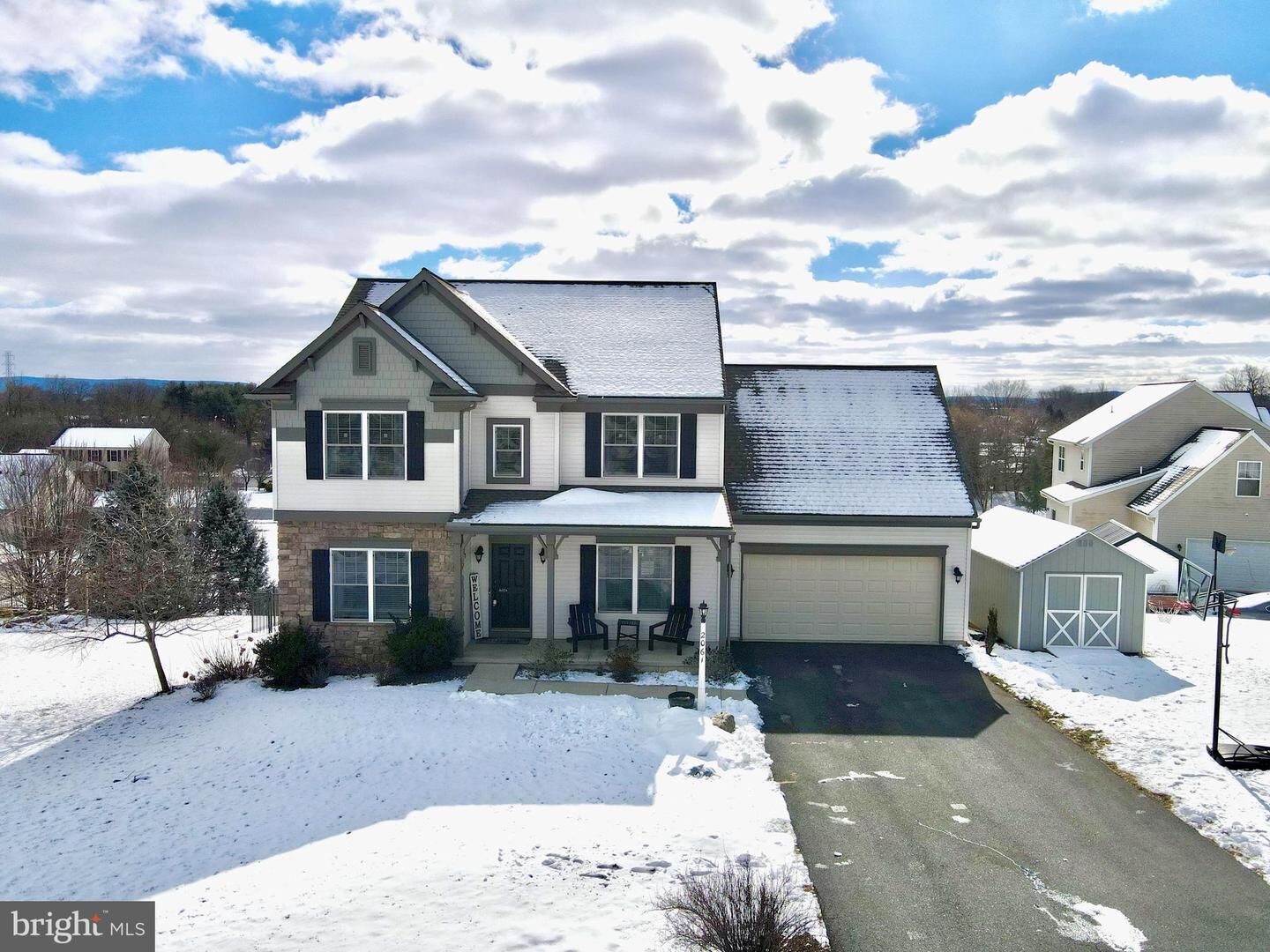 Property Photo:  2061 Mallard Ln  PA 17046 