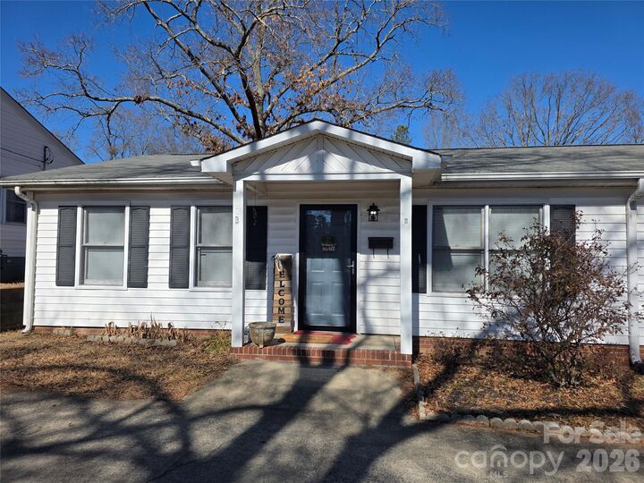 Property Photo:  2110 Twin Avenue  NC 28052 