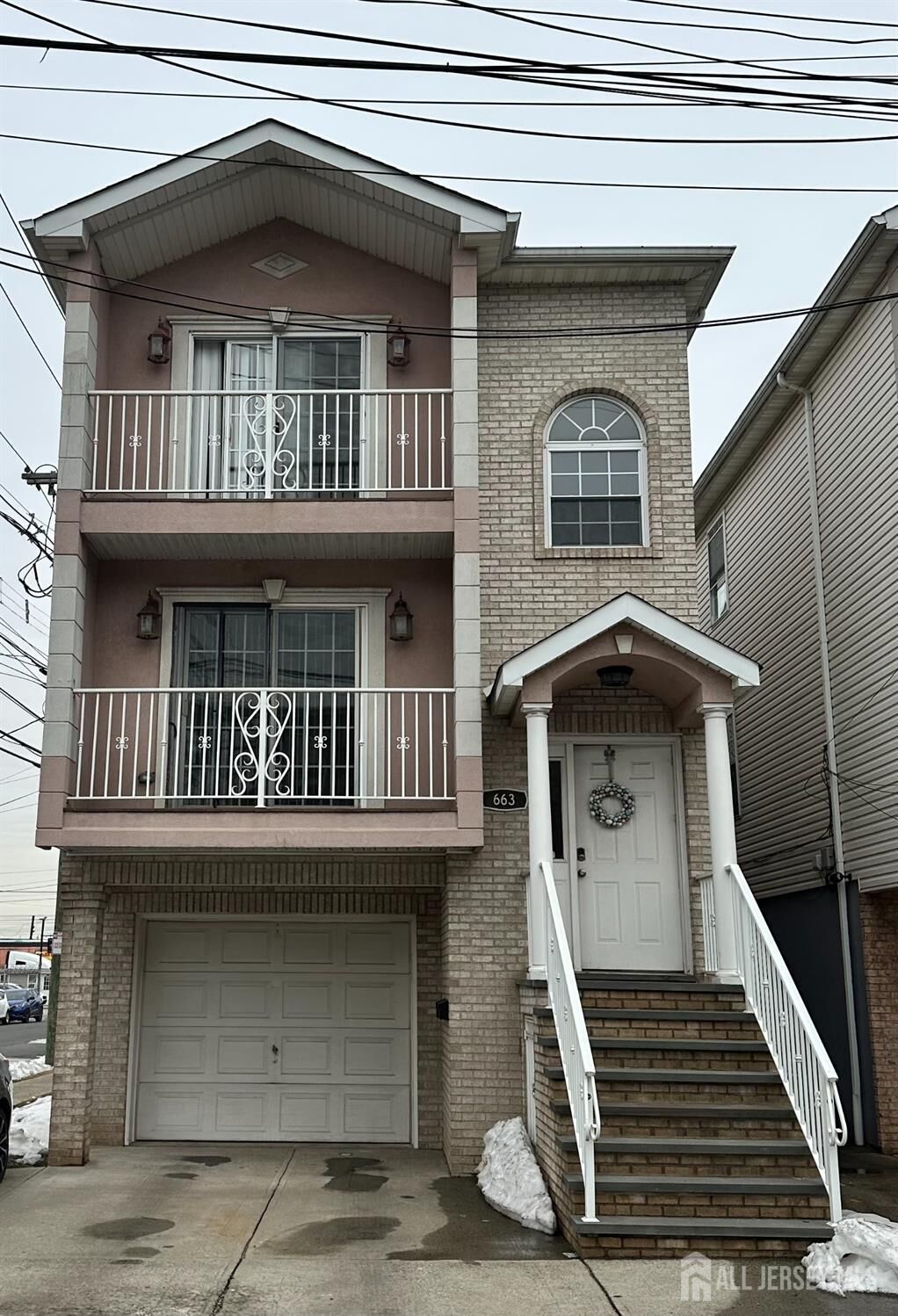Property Photo:  663 S Park Street S  NJ 07206 