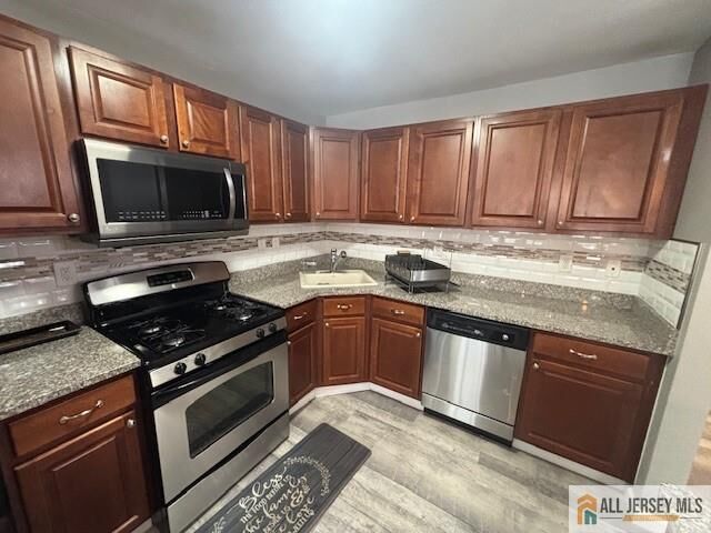 Property Photo:  1108 Morning Glory Drive 1108  NJ 08831 