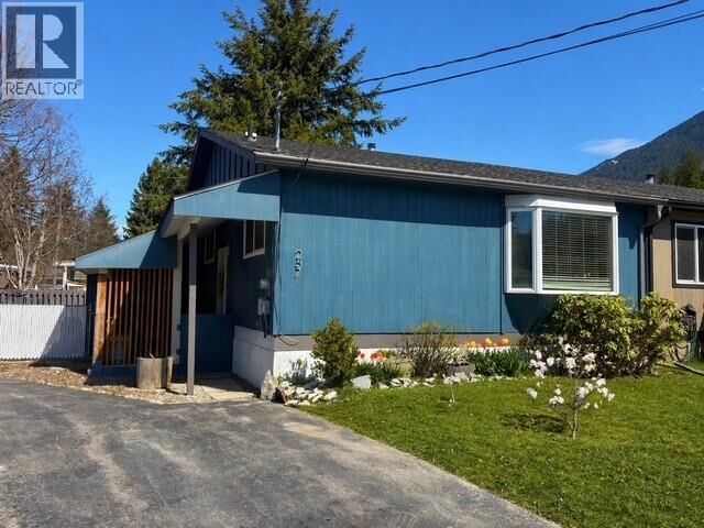 Photo de la propriété:  257 Viers Crescent  BC V0E 2S1 