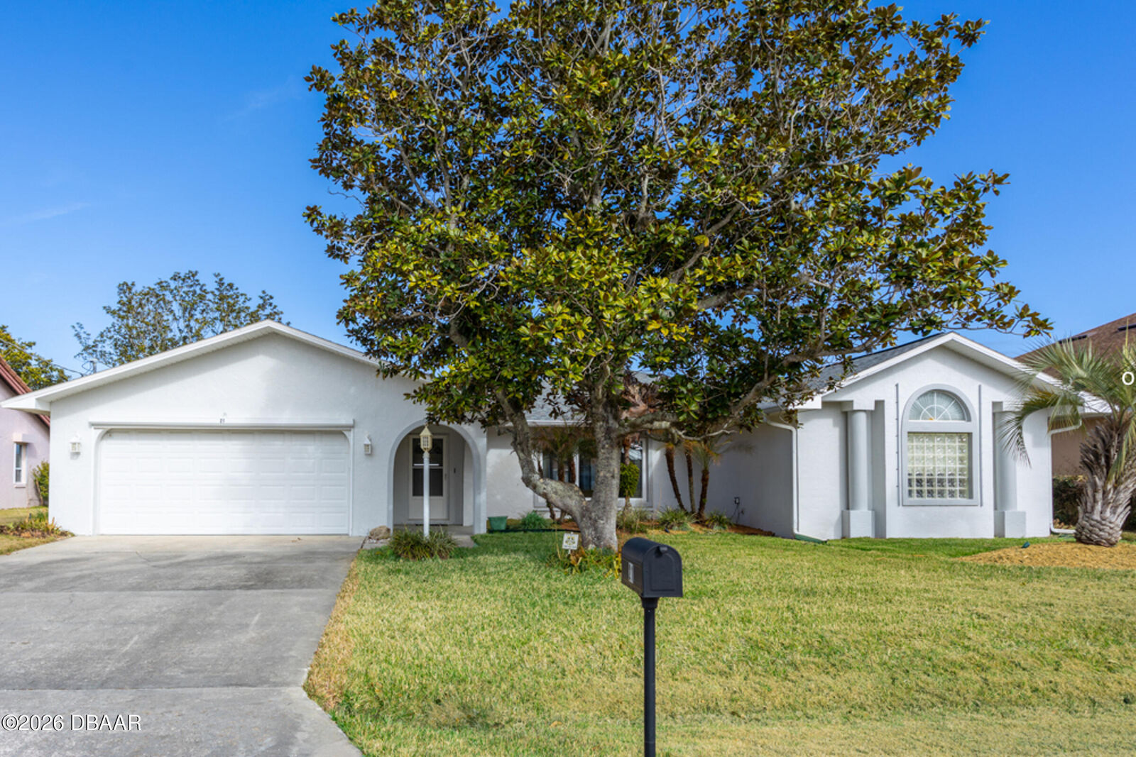 Property Photo: 21 Claymont Court S FL 32137