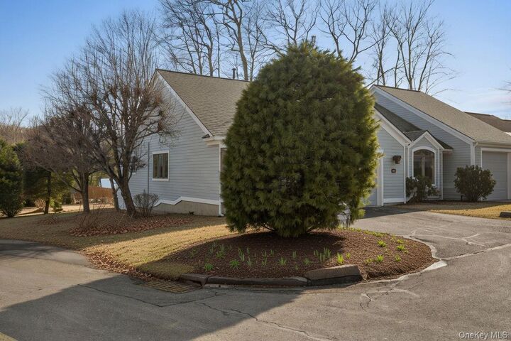 Property Photo:  772 Heritage Hills A  NY 10589 