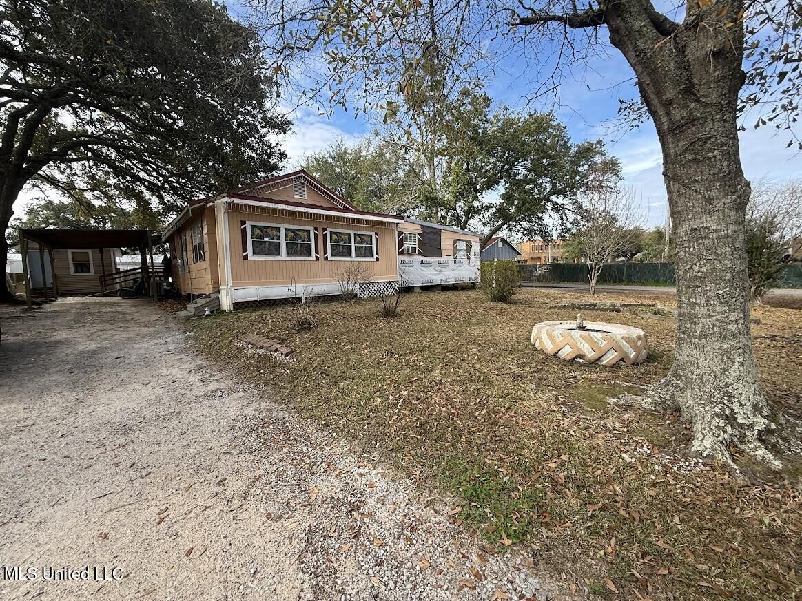 Property Photo:  544 Demontluzin Avenue  MS 39520 
