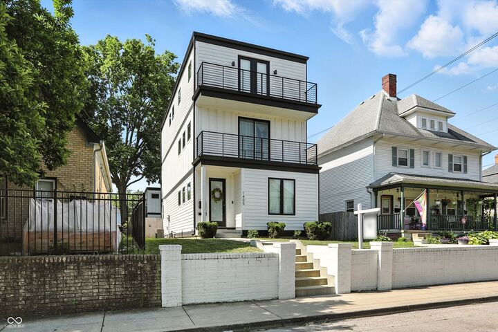 Property Photo: 1405 E Vermont Street IN 46201