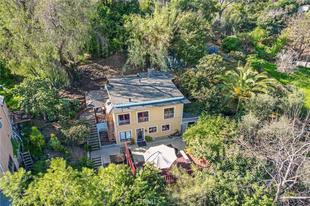 Property Photo:  1726 Bridgeport  CA 90065 