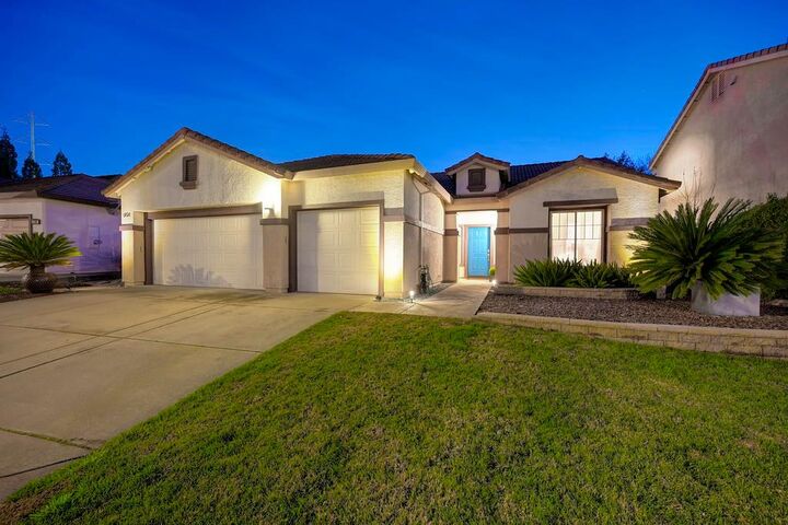 Property Photo:  1708 Roadrunner Drive  CA 95747 