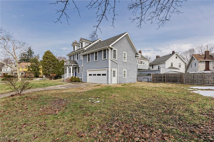 Property Photo:  917 Brunswick Road  OH 44112 