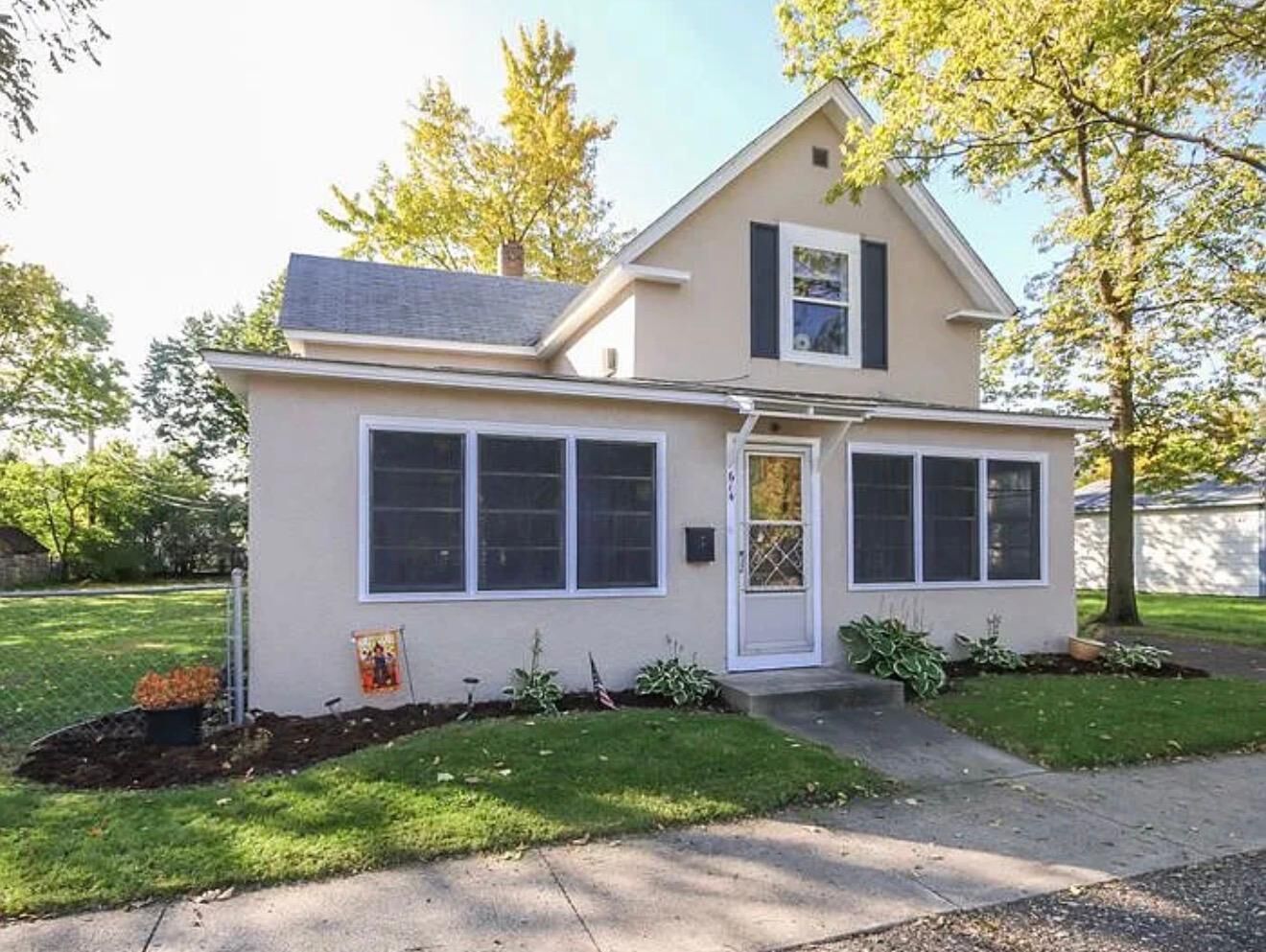 Property Photo: 614 Jackson Street MN 55303