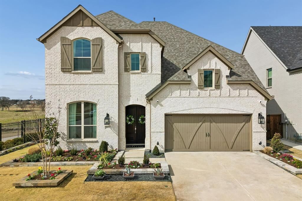 Property Photo: 801 Webb Lane TX 75078
