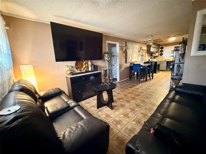 Property Photo:  4809 Melinda Drive  TX 76119 