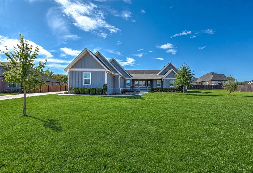 Property Photo:  11775 Giles Road  AR 72730 