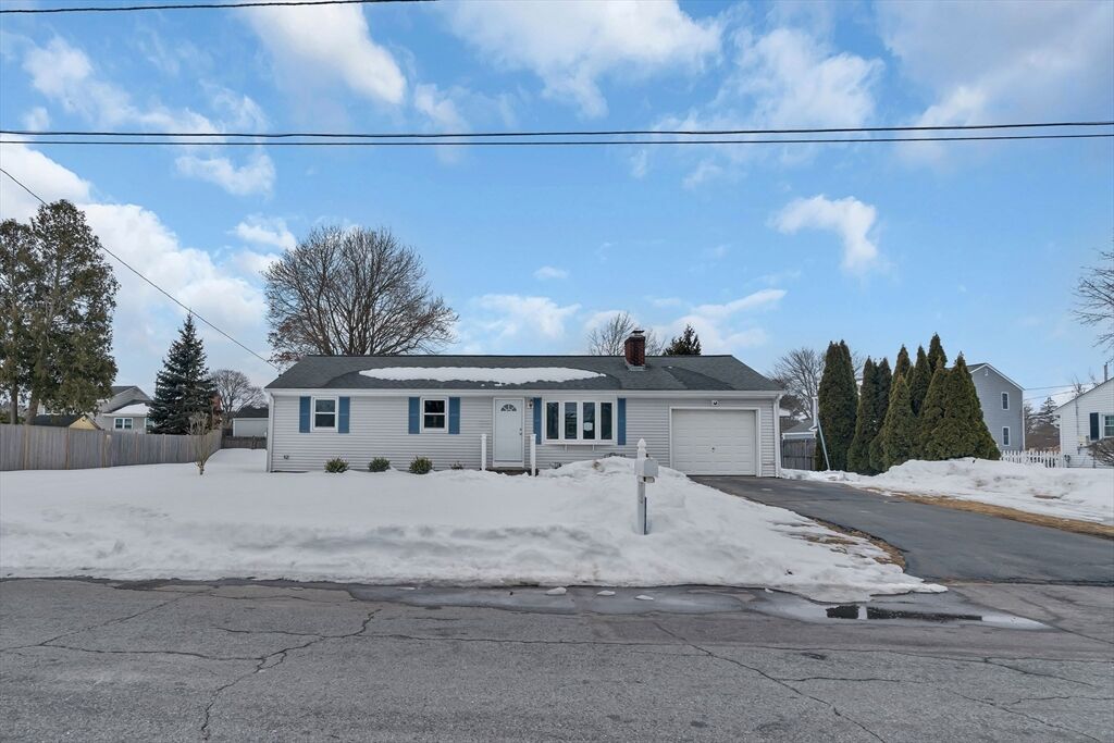 Property Photo:  11 Hawthorne Dr  MA 02771 
