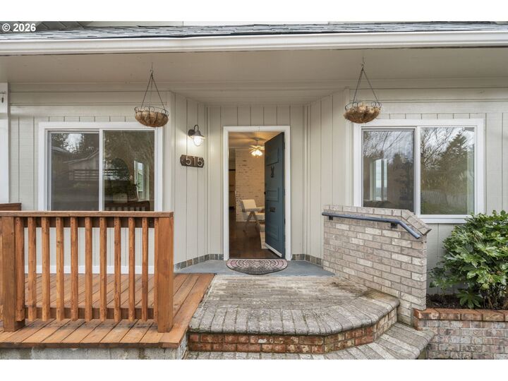 Property Photo: 515 Pearl St OR 97045