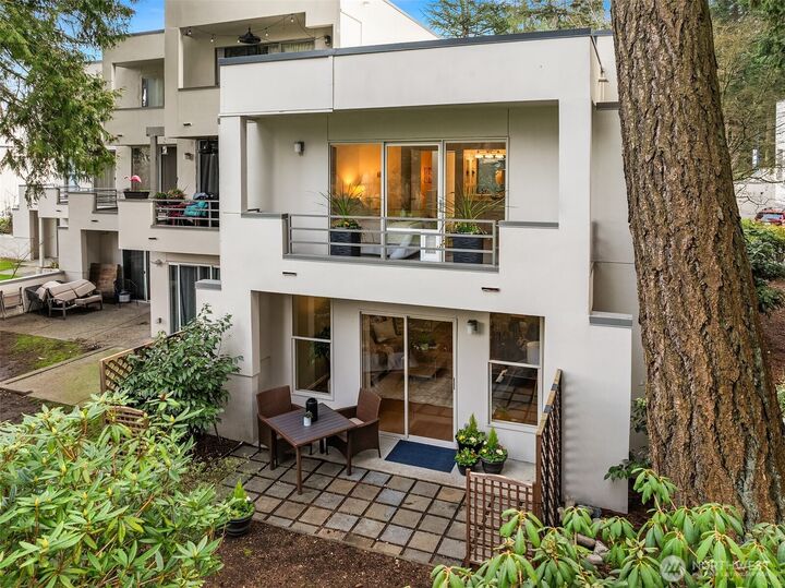 Property Photo: 17001 Inglewood Road NE M106 WA 98028