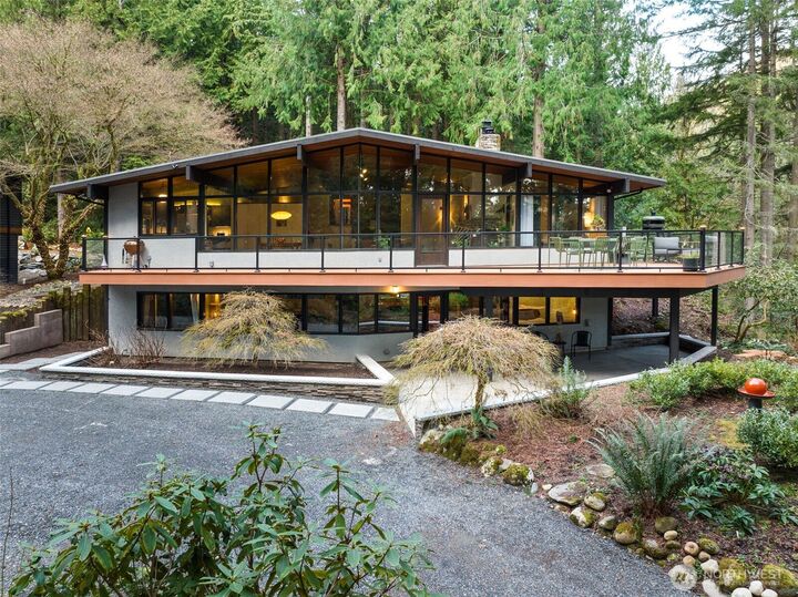 Property Photo:  26630 SE 158 Street  WA 98027 