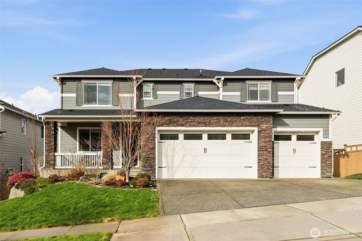 Property Photo:  3907  14th Avenue SE  WA 98372 