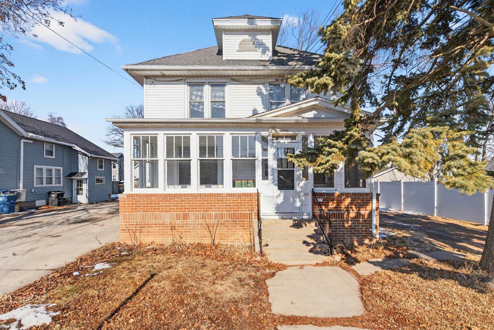Property Photo:  232 W 8th Avenue  WI 54902 
